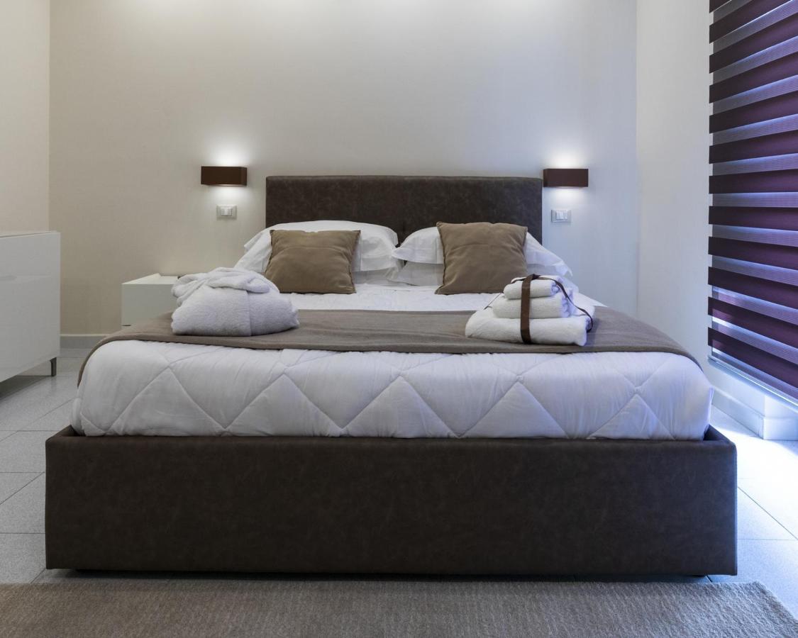 Tursport Aparthotel Taranto Bagian luar foto