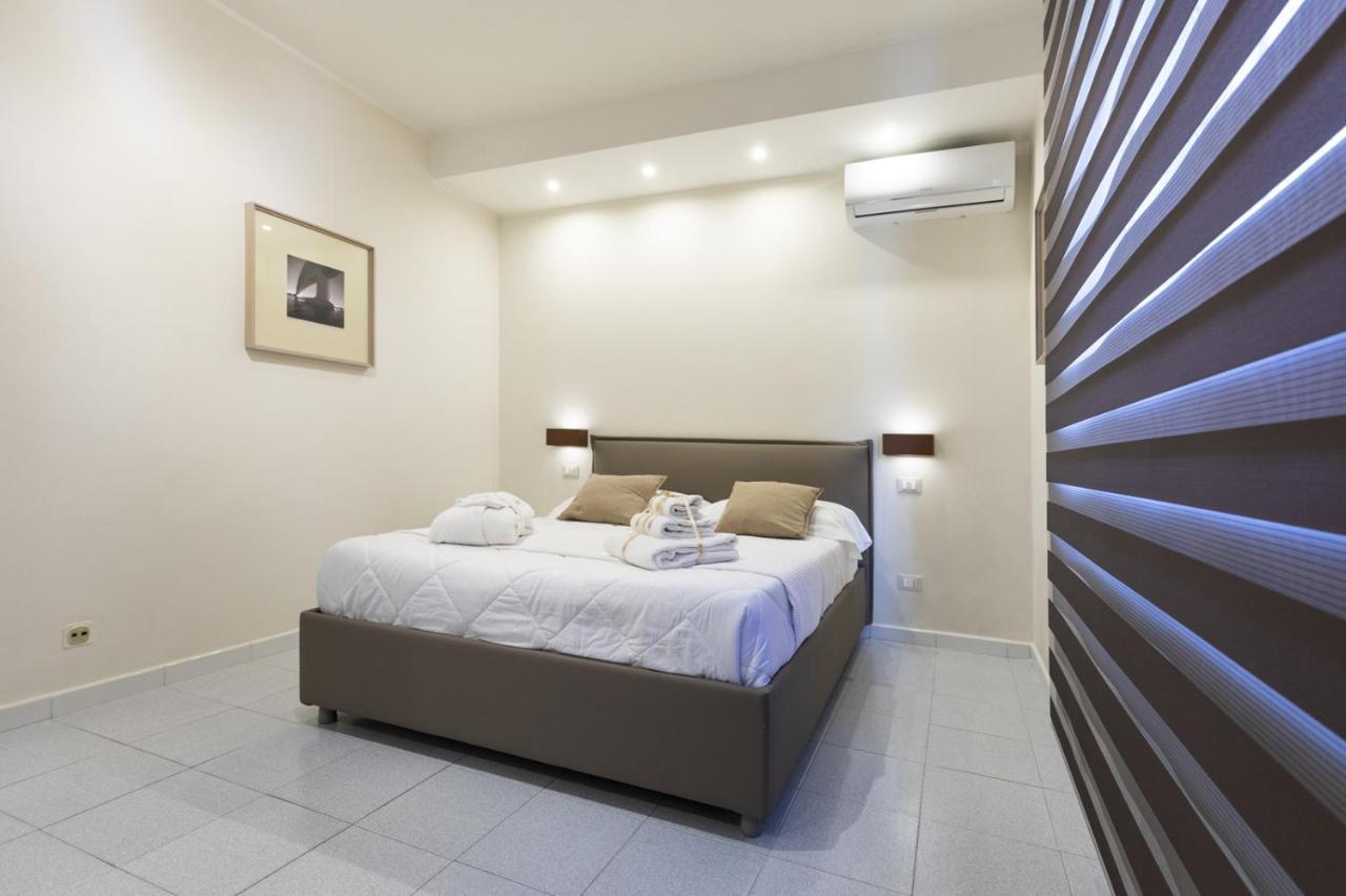 Tursport Aparthotel Taranto Bagian luar foto
