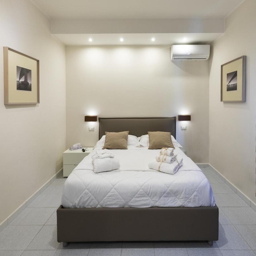 Tursport Aparthotel Taranto Bagian luar foto